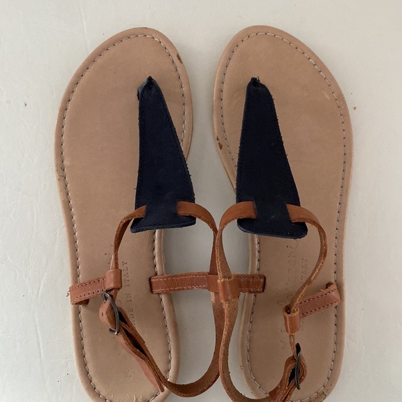 Nicole Vacari navy and tan leather thong sandals. Made In Italy. Size 7 🇮🇹 - Picture 3 of 9